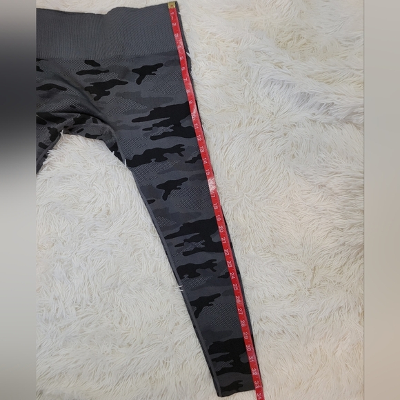 Picotee Women Workout Leggings High waisted yoga pants size medium - Picture 7 of 7